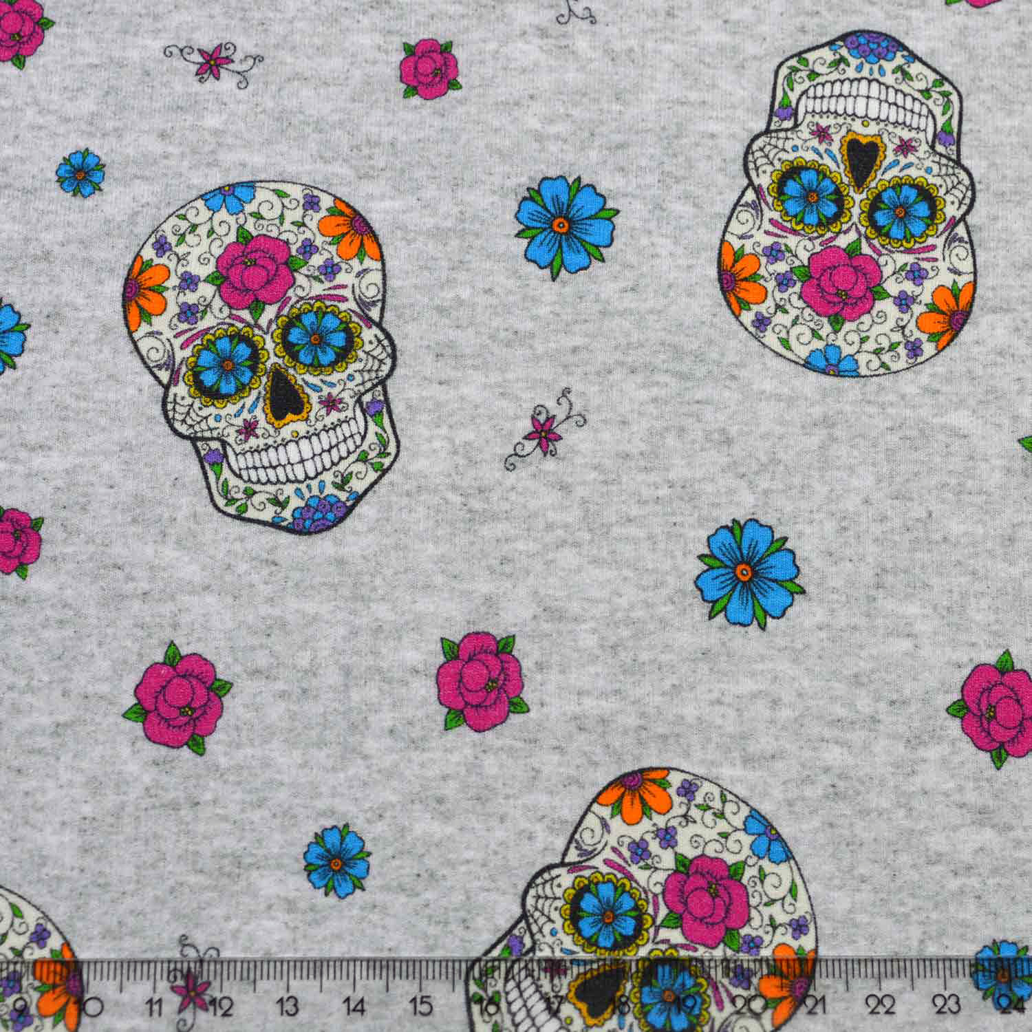 French Terry angeraut "Totenkopf mit Blumen" SBS10076